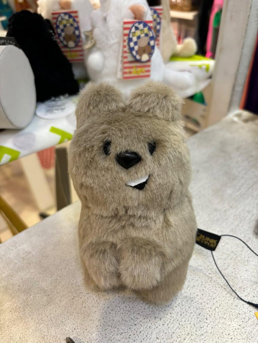 JUNKFOODOPERA　グレージュクオッカちゃん