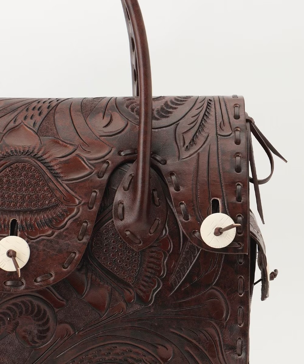 Maestra L タンブガッティ F