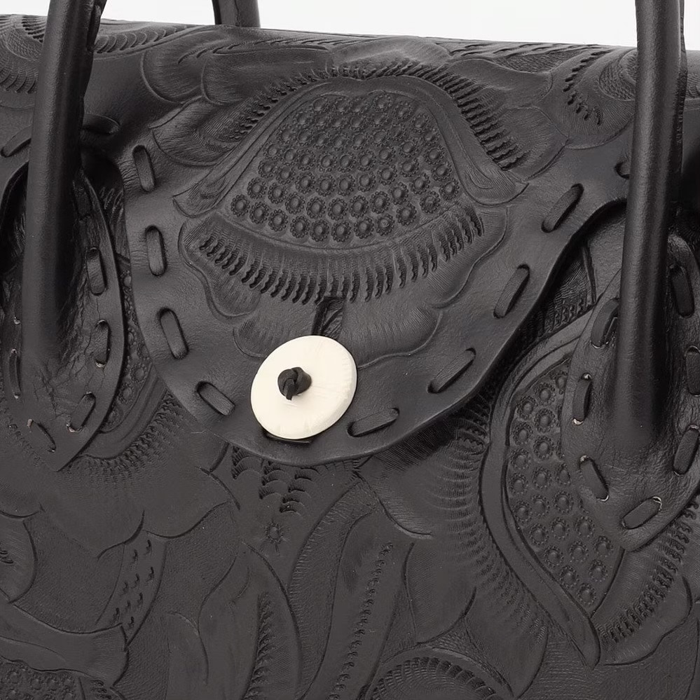 Maestra M ブラック F