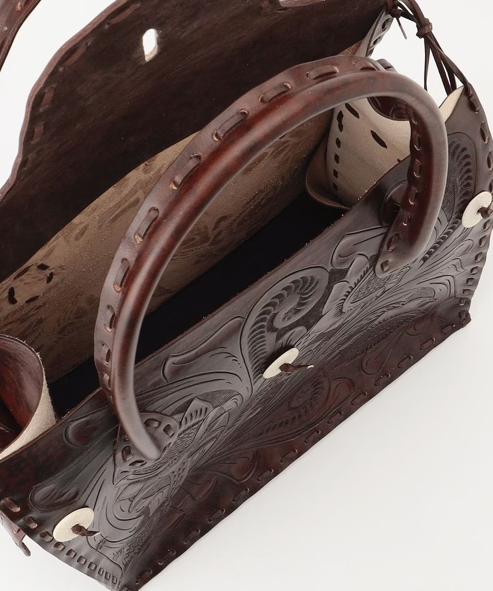 Maestra L タンブガッティ F