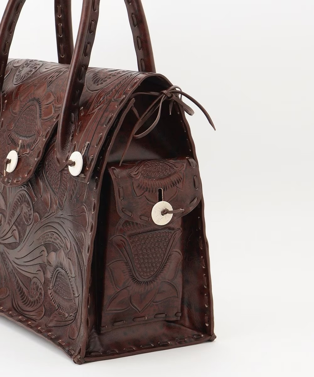 Maestra L タンブガッティ F