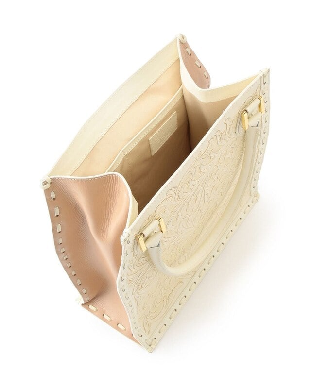 Trapeze bag ホワイト F