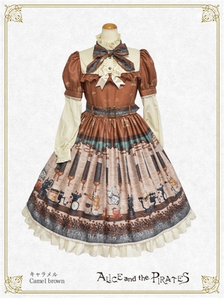 Fleeting morments ～月下の不思議な珈琲店～柄 ワンピース（キャメル） キャメル