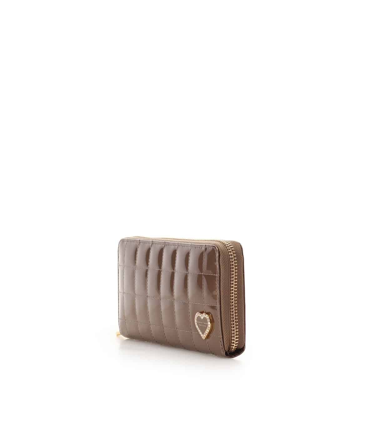 エナメルキルティング 長財布