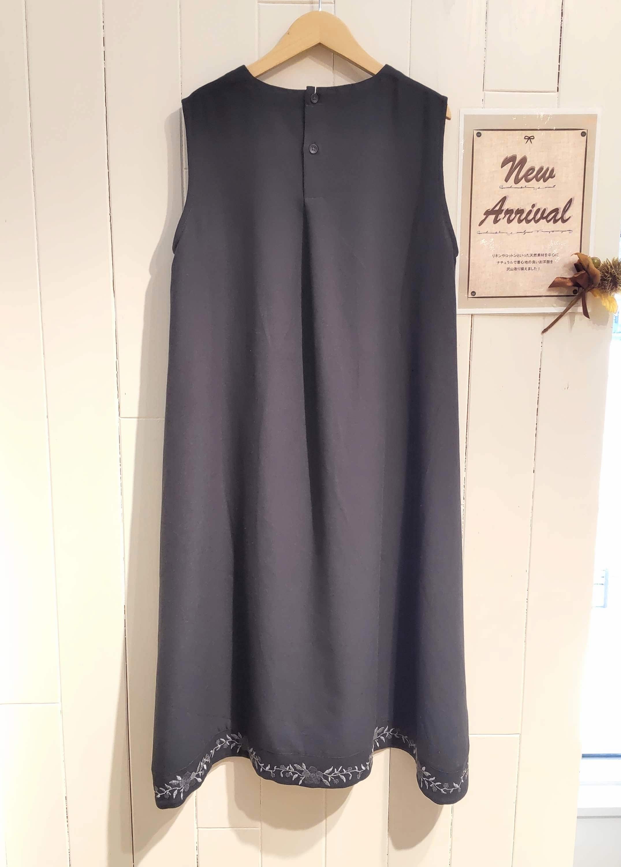 レーヨン麻刺繍入りノースリーブワンピース BO F