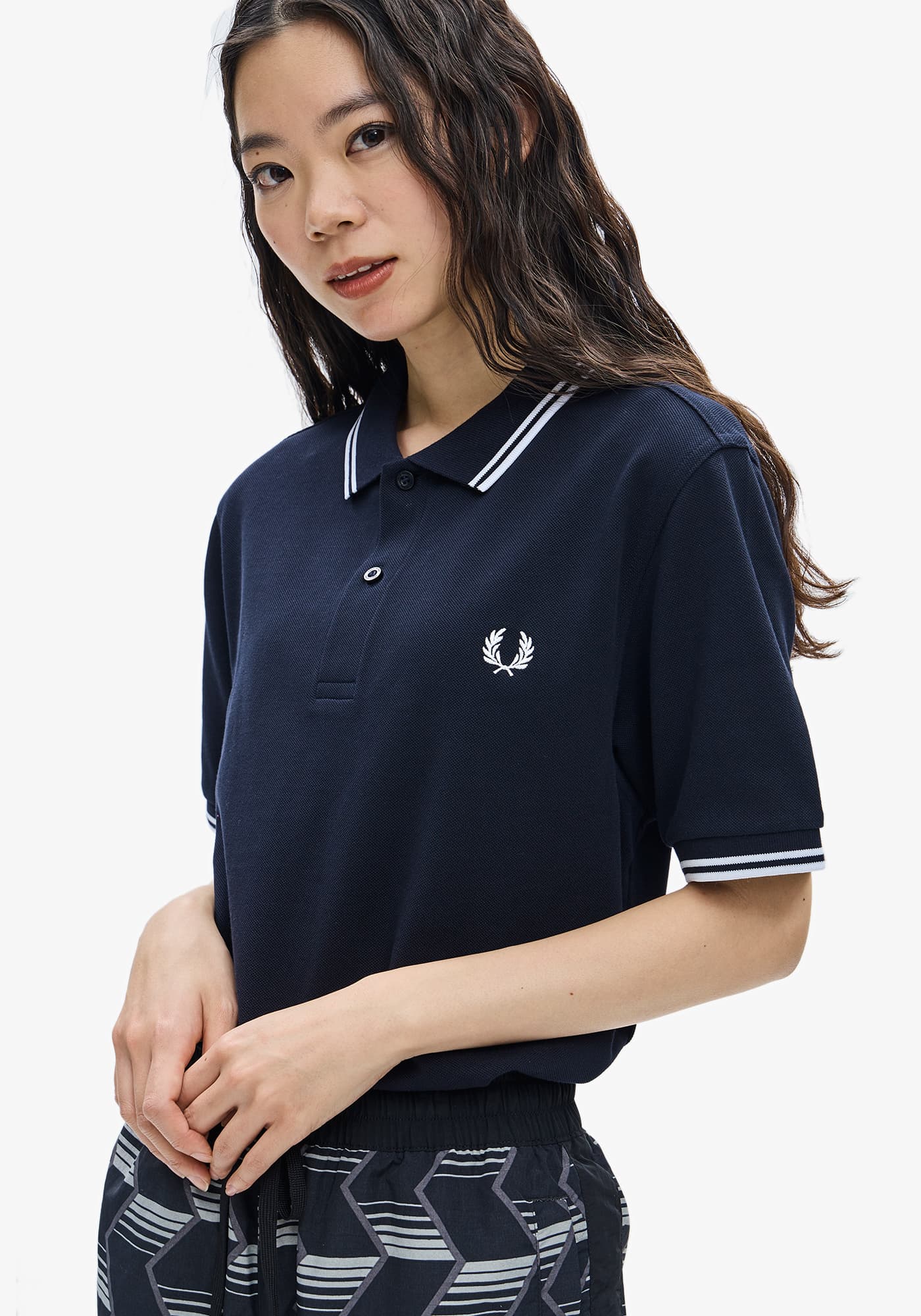 The Fred Perry Shirt - M3600(XS 748: WHITE / BRIGHT RED / NAVY