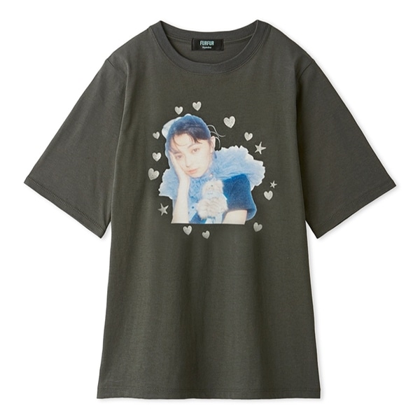 上國料萌衣コラボ　カラーポートレートTシャツ CGRY 2