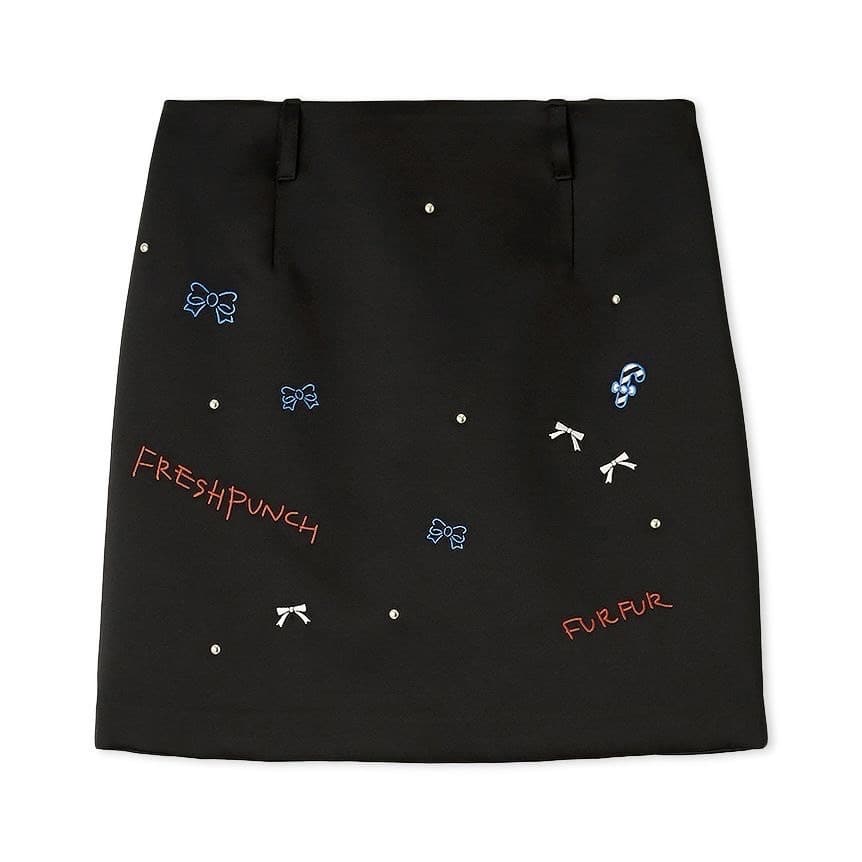 FRESH PUNCH　刺繍スカート BLK F