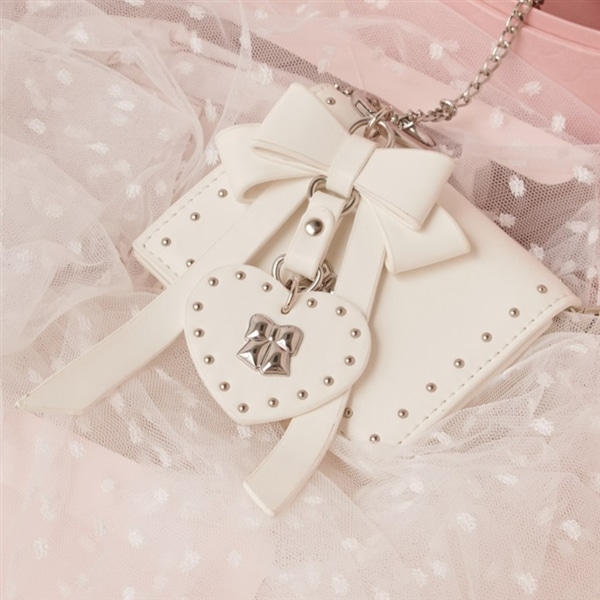 リボンカシメバッグチャーム WHT F