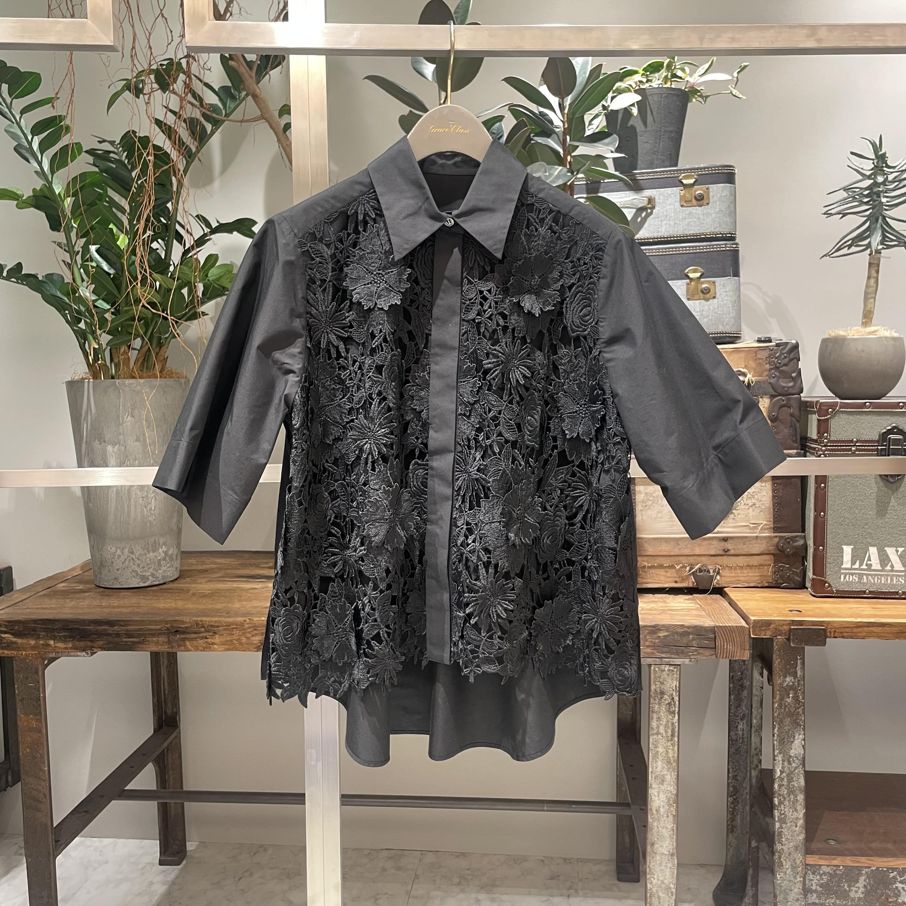 【渋谷　グレースコンチネンタル】ケミカルフラワードレスシャツ ブラック36