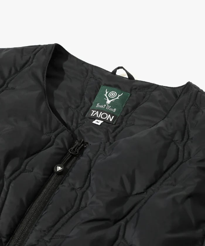 South2 West8 (サウスツーウエストエイト)Vネックダウンコート黒XS South2 West8 (サウスツーウエストエイト)Vネックダウンコート黒