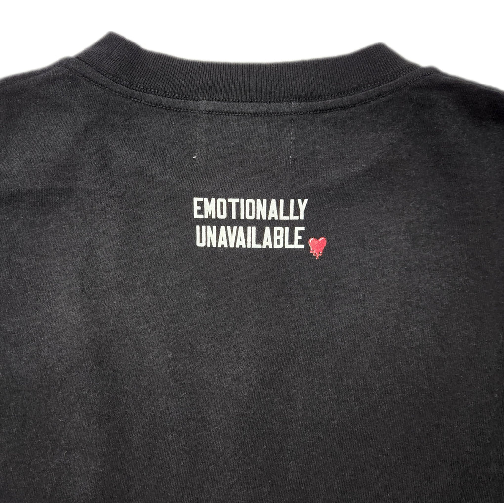 Emotionally Unavailable/エモーショナリーアンアベイラブル/POCKET TEE Black M