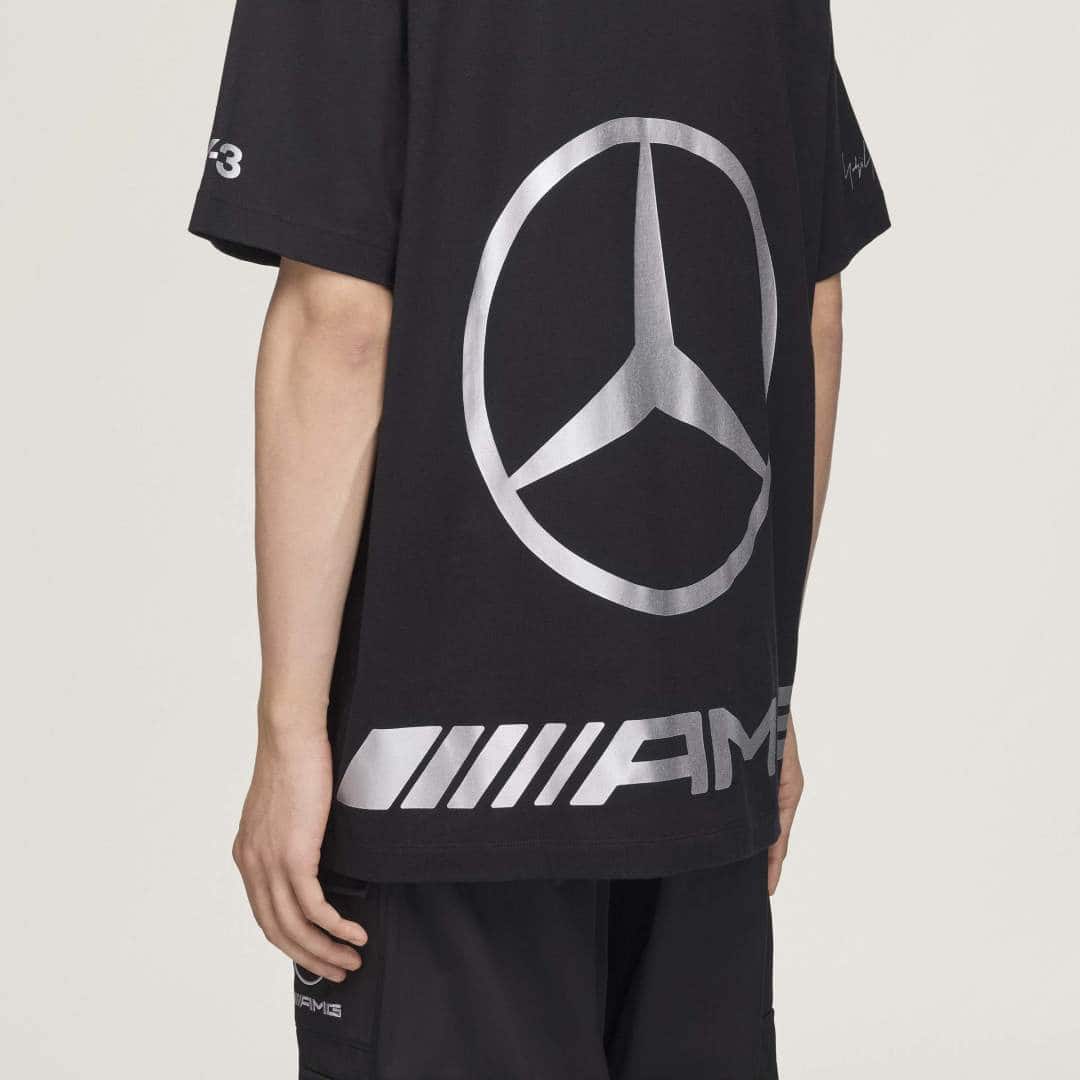 Y-3 MERCEDES - AMG PETRONAS FORMULA 1 TEAM CHAOS LOGO SHORT SLEEVE TEE Black M