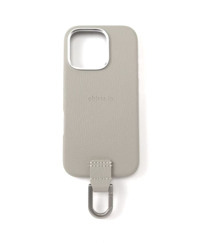  objects.io/オブジェクツアイオー/iPhone CARABINER LEATHER CASE - iPhone16 Pro beige iPhone16 Pro