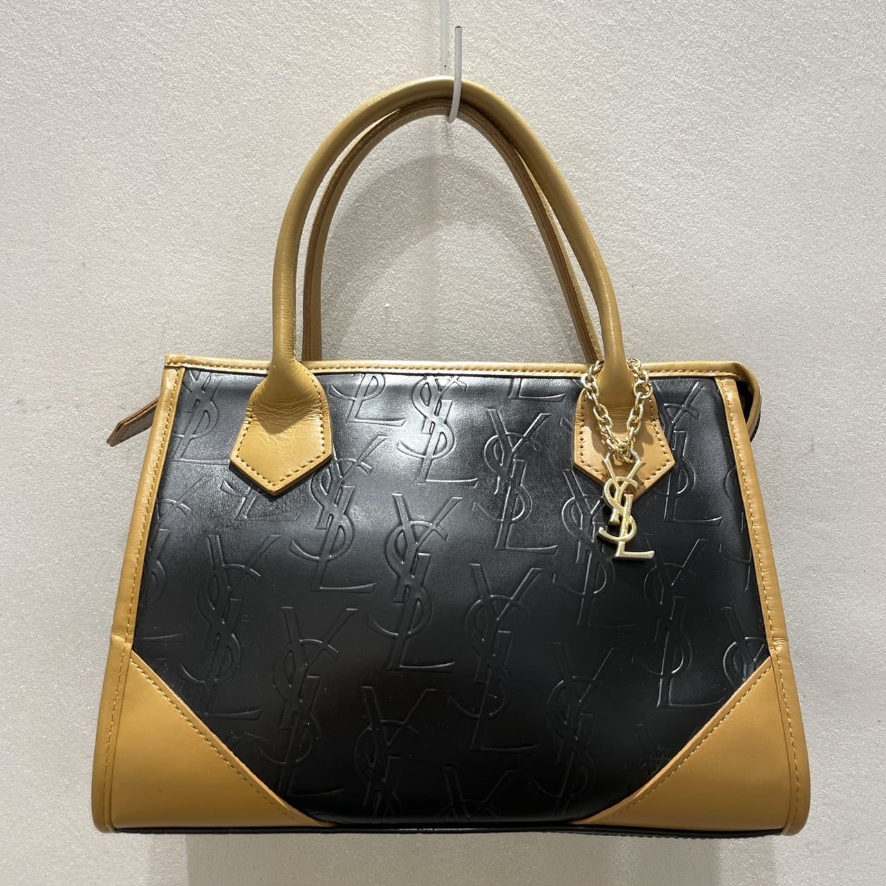 vintage YVES SAINT LAURENT〈イヴ・サンローラン〉ハンドバッグ2