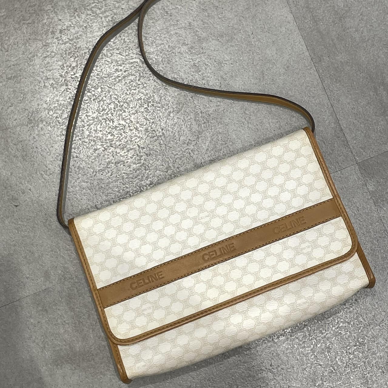 vintage CELINE(ヴィンテージセリーヌ）ショルダーバッグ