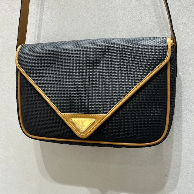 vintage YVES SAINT LAURENT(イヴ・サンローラン）ショルダーバッグ