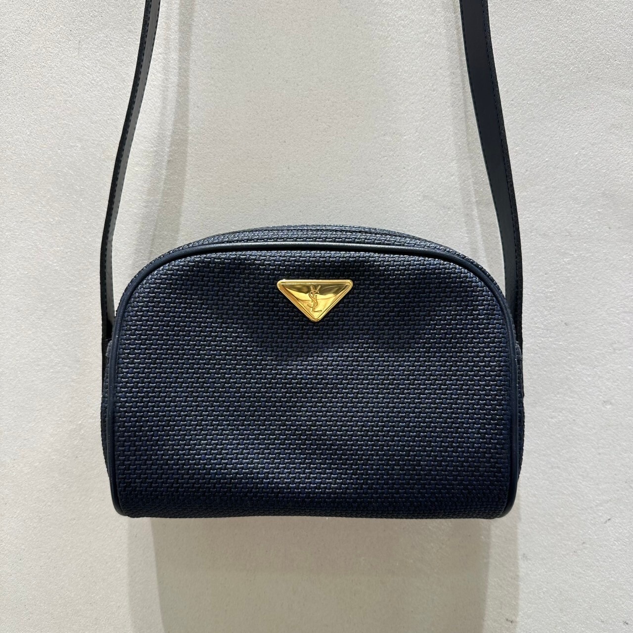 vintage YVES SAINT LAURENT(イヴ・サンローラン）ショルダーバッグ