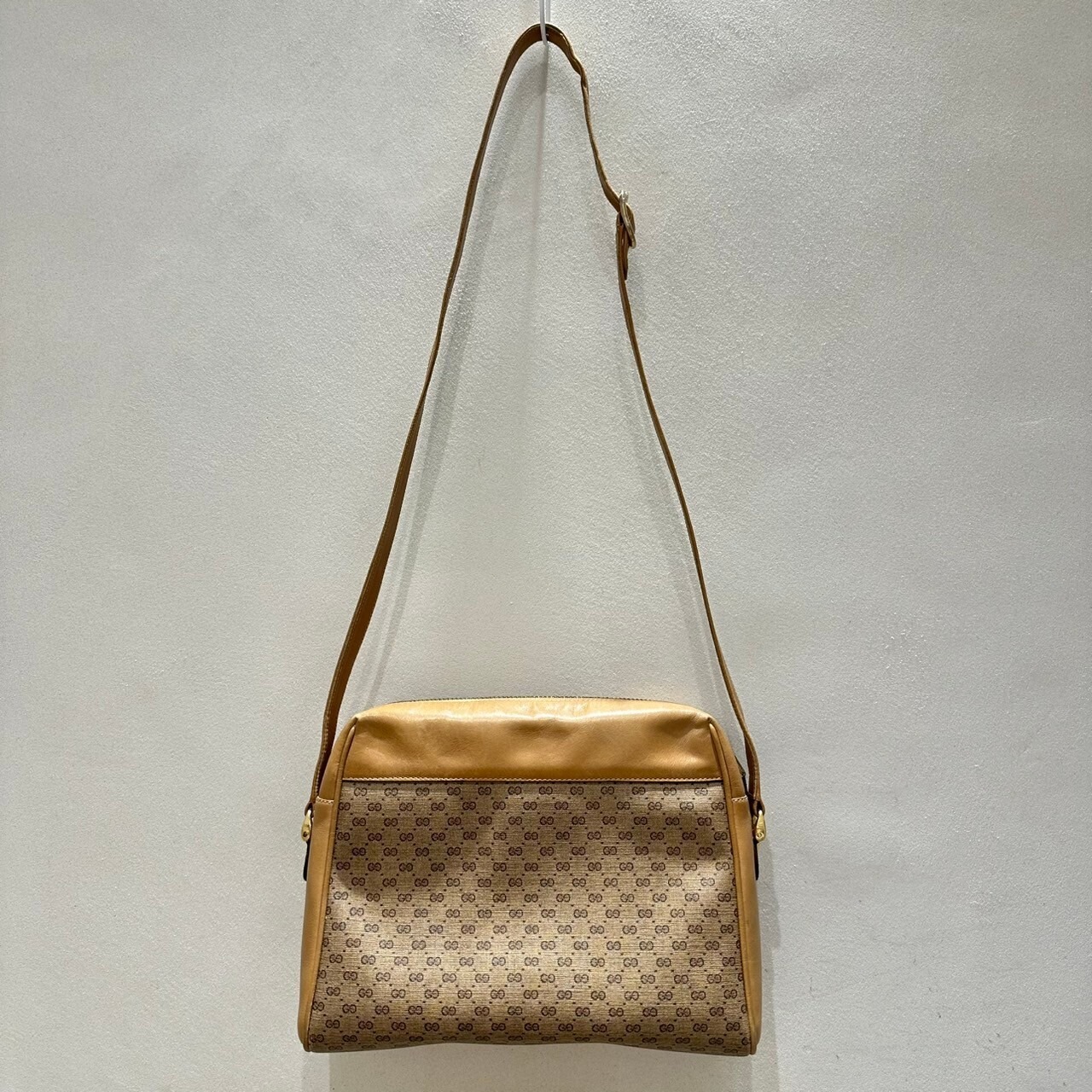 vintage GUCCI〈ヴィンテージグッチ〉ショルダーバッグ