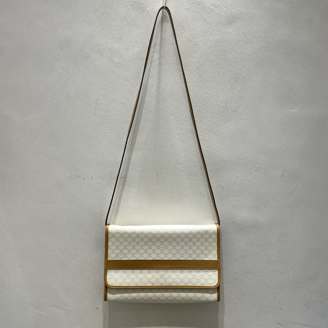 vintage CELINE(ヴィンテージセリーヌ）ショルダーバッグ