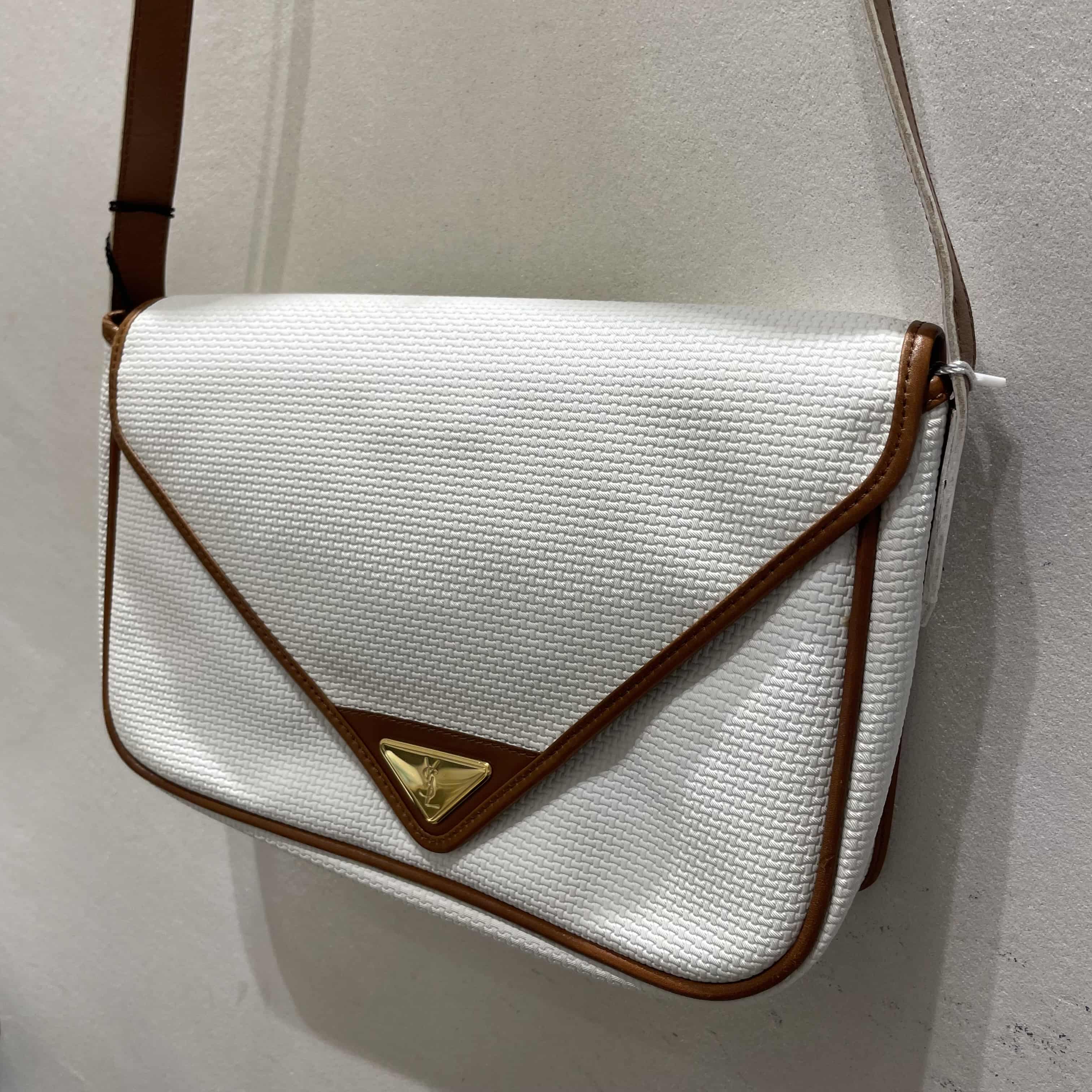 vintage YVES SAINT LAURENT〈イヴ・サンローラン〉ショルダーバッグ