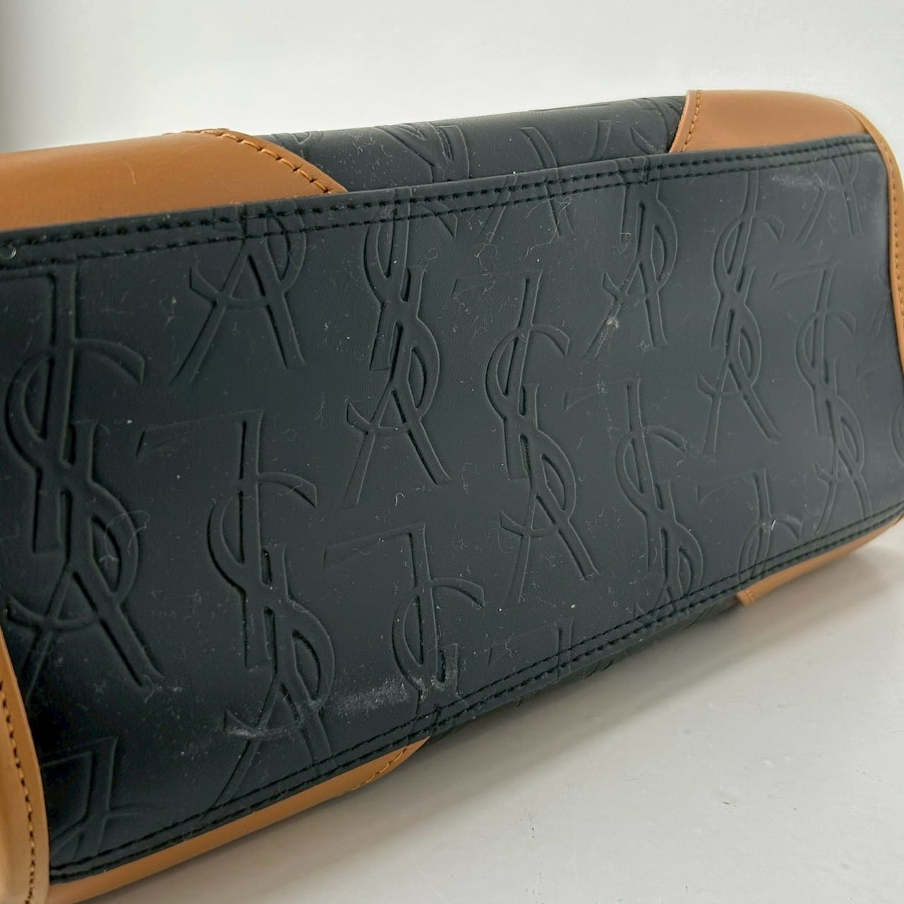 vintage YVES SAINT LAURENT〈イヴ・サンローラン〉ハンドバッグ