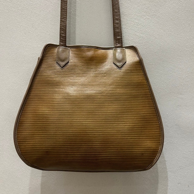 vintage YVES SAINT LAURENT(イヴ・サンローラン）ショルダーバッグ