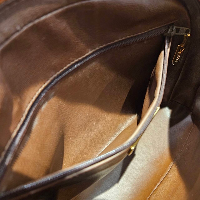vintage YVES SAINT LAURENT(イヴ・サンローラン）ショルダーバッグ 2