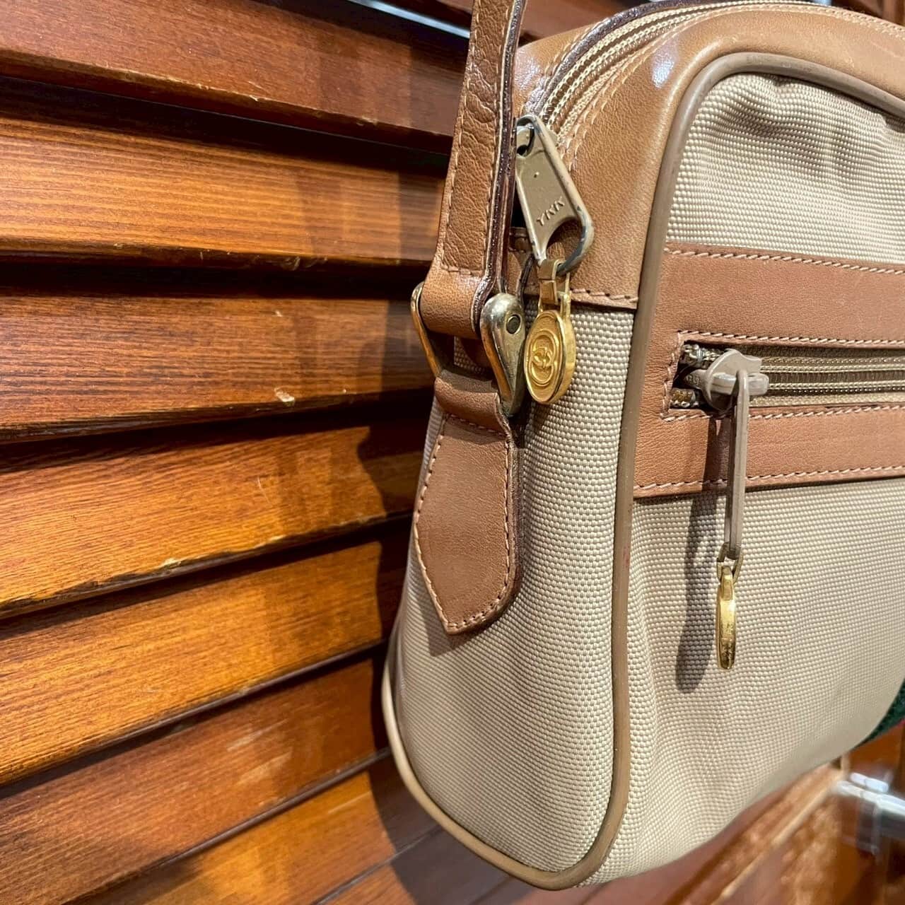 vintage GUCCI〈ヴィンテージグッチ〉ショルダーバッグ