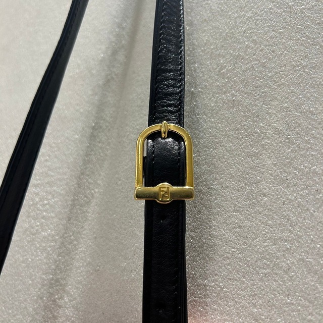 vintage FENDI〈ヴィンテージフェンディ〉ショルダーバッグ