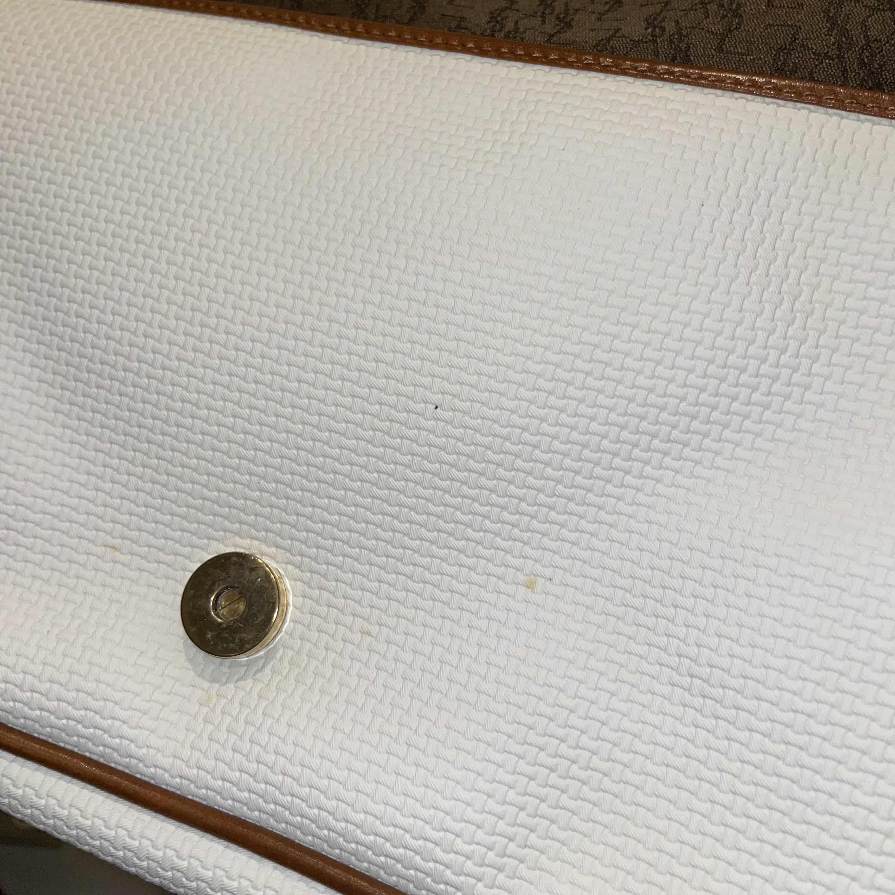 vintage YVES SAINT LAURENT〈イヴ・サンローラン〉ショルダーバッグ