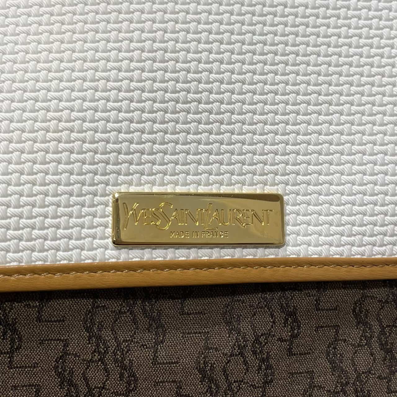 vintage YVES SAINT LAURENT(イヴ・サンローラン）ショルダーバッグ