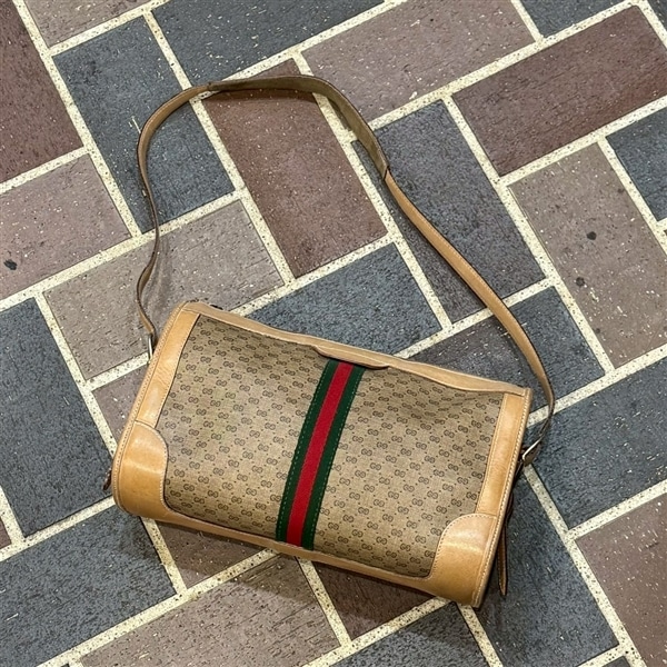 vintage GUCCI〈ヴィンテージグッチ〉ショルダーバッグ