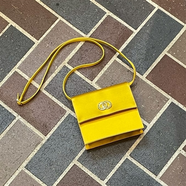 vintage CELINE(ヴィンテージセリーヌ）ショルダーバッグ