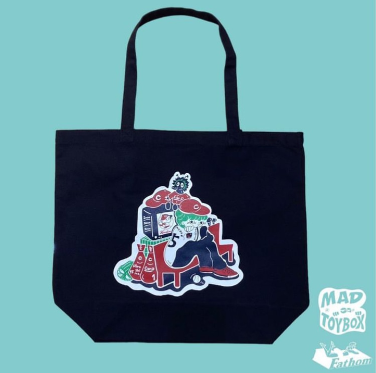  MAD Carp GIRL BAG BLACK FREE