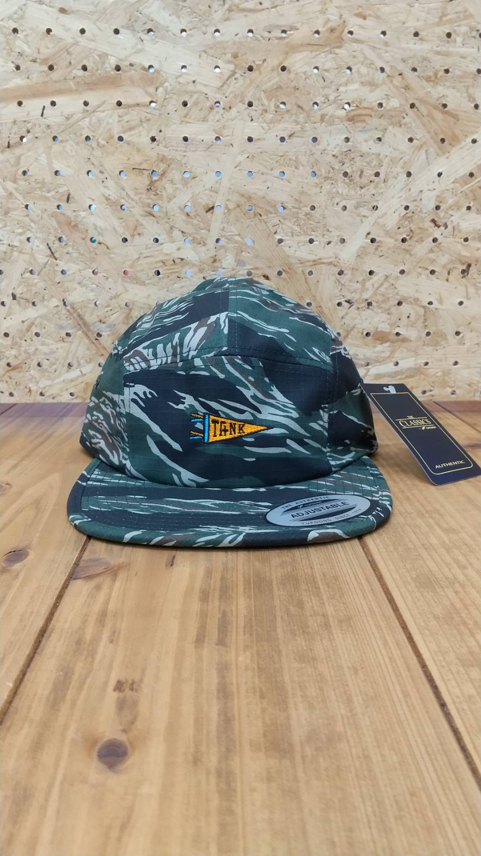 TANKオリジナルキャップ（タイガーストライプ）