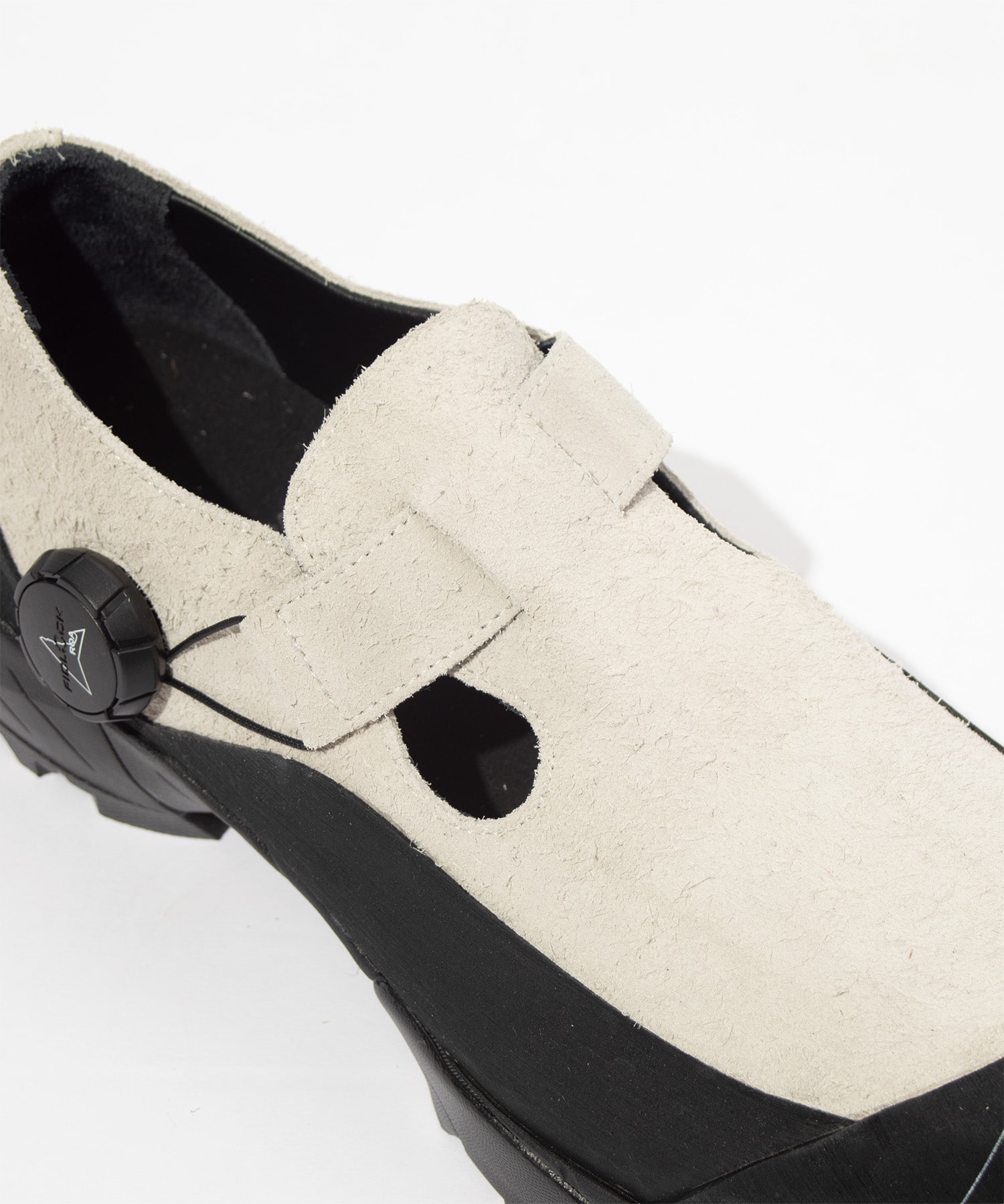 ROA Pala NBUW143LE11 / ロア パラ NBUW143LE11 White 41