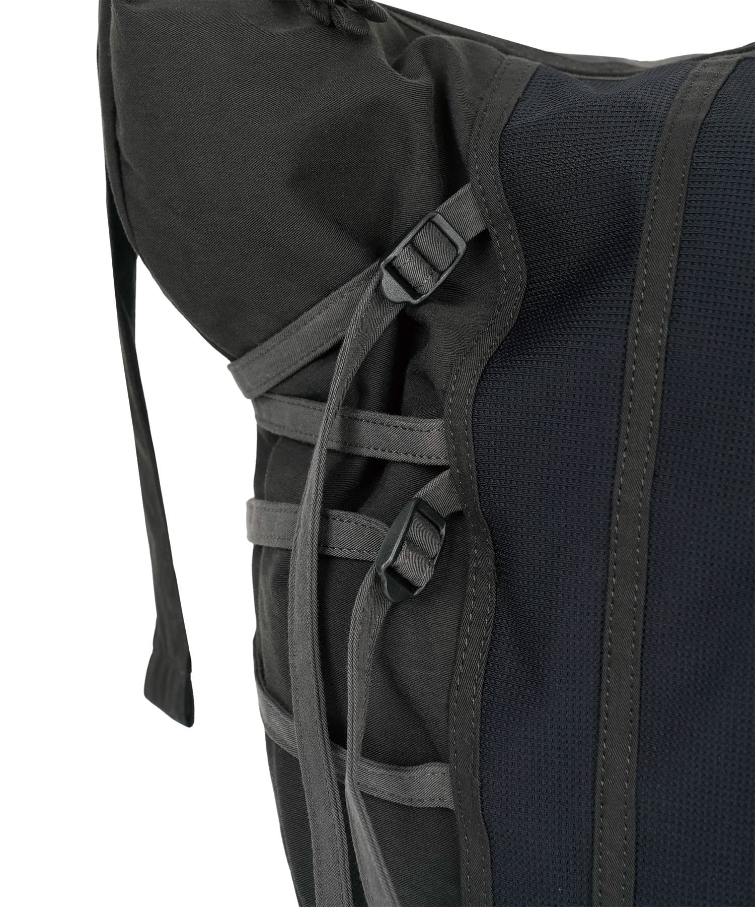 SAN SAN GEAR クロスボディバッグ SAN SAN GEAR CROSS BODY BAG / サンサンギア クロスボディ バッグ(F