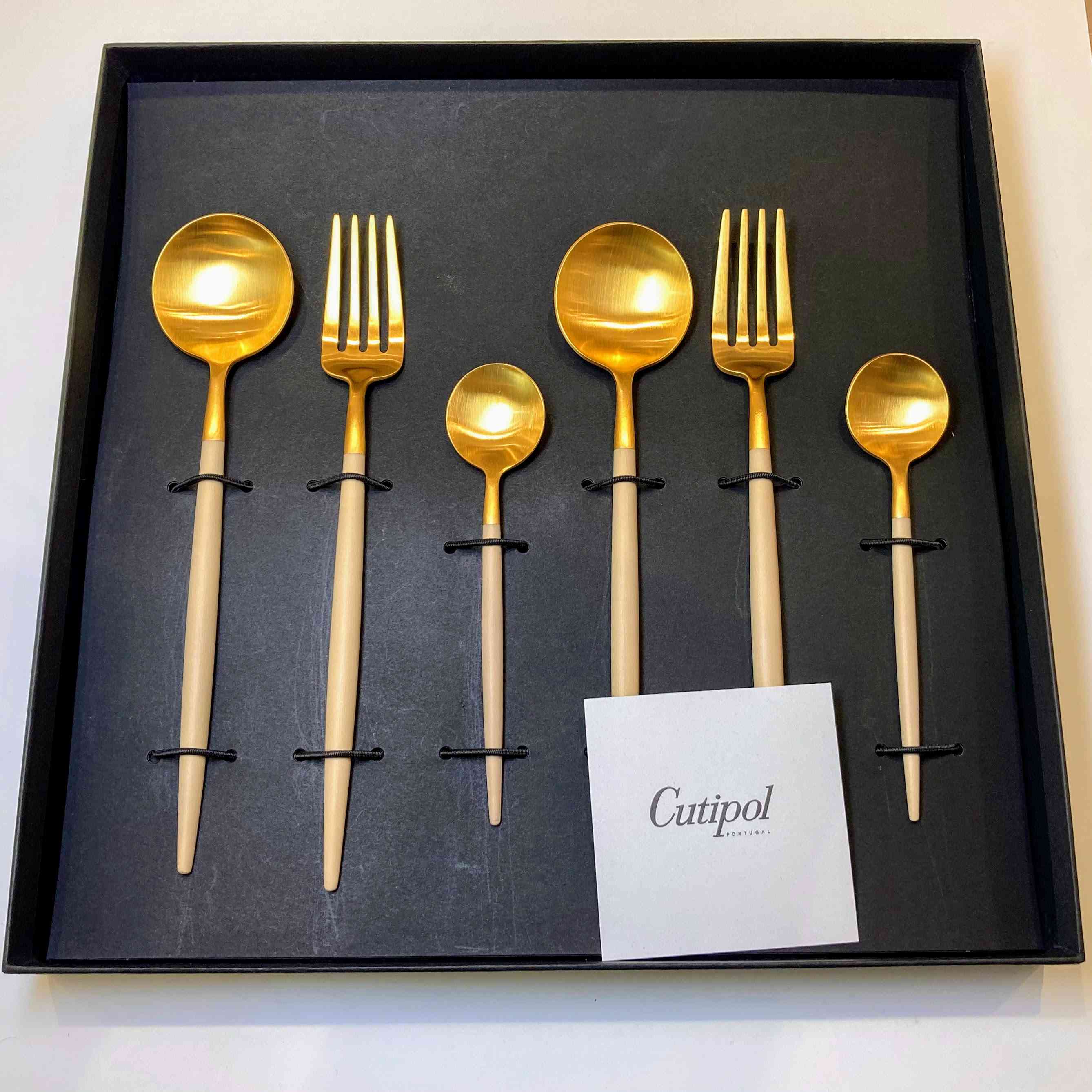 クチポール GOA デザート・ティースプーン6点セット アイボリー×ゴールド BOXあり（Cutipol GOA）G-34 アイボリー×ゴールド