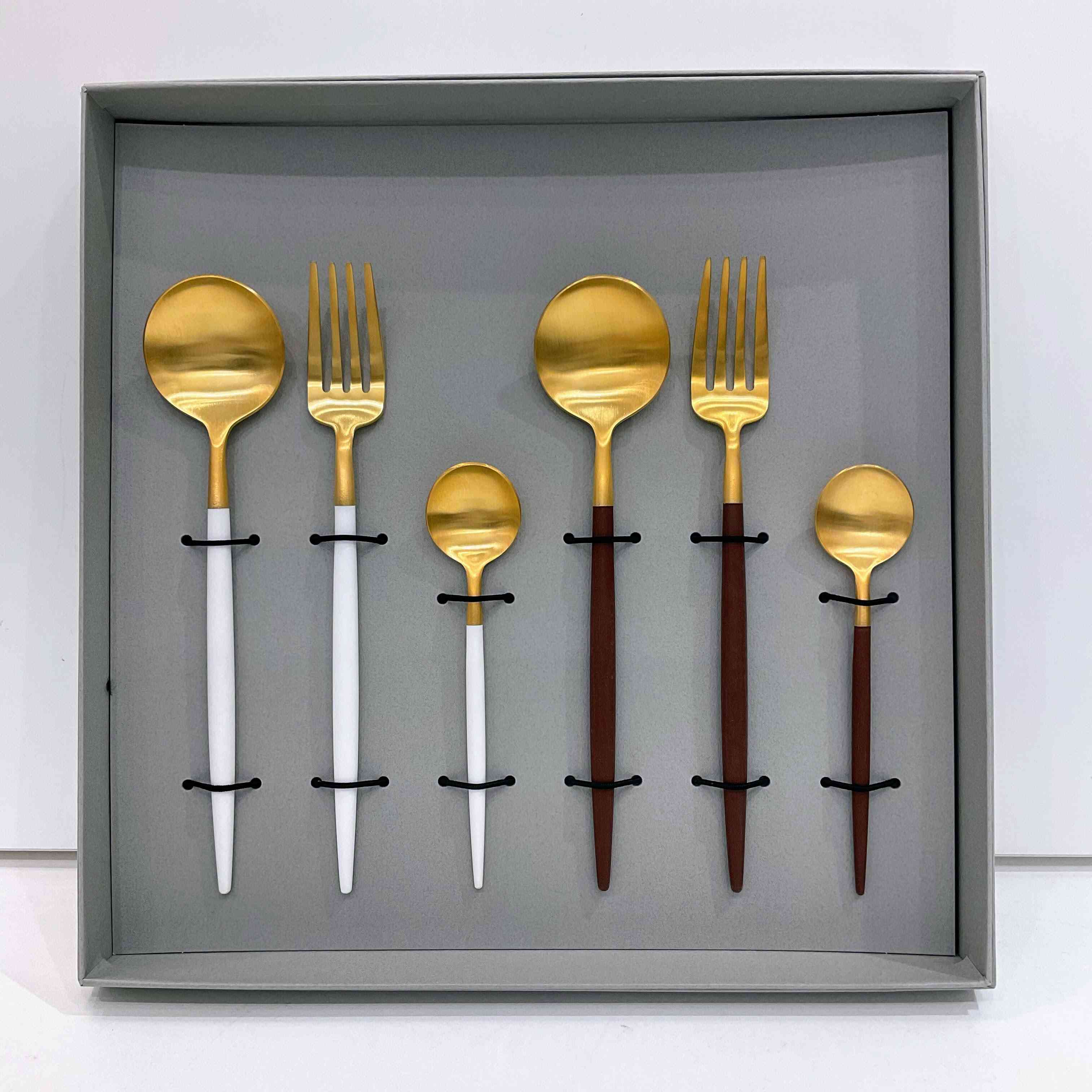 クチポール GOA デザート・ティースプーン6点セット ホワイト×ゴールド・ブラウン×ゴールド BOX(グレー)あり（Cutipol GOA）G-44g ホワイト×ゴールド・ブラウン×ゴールド