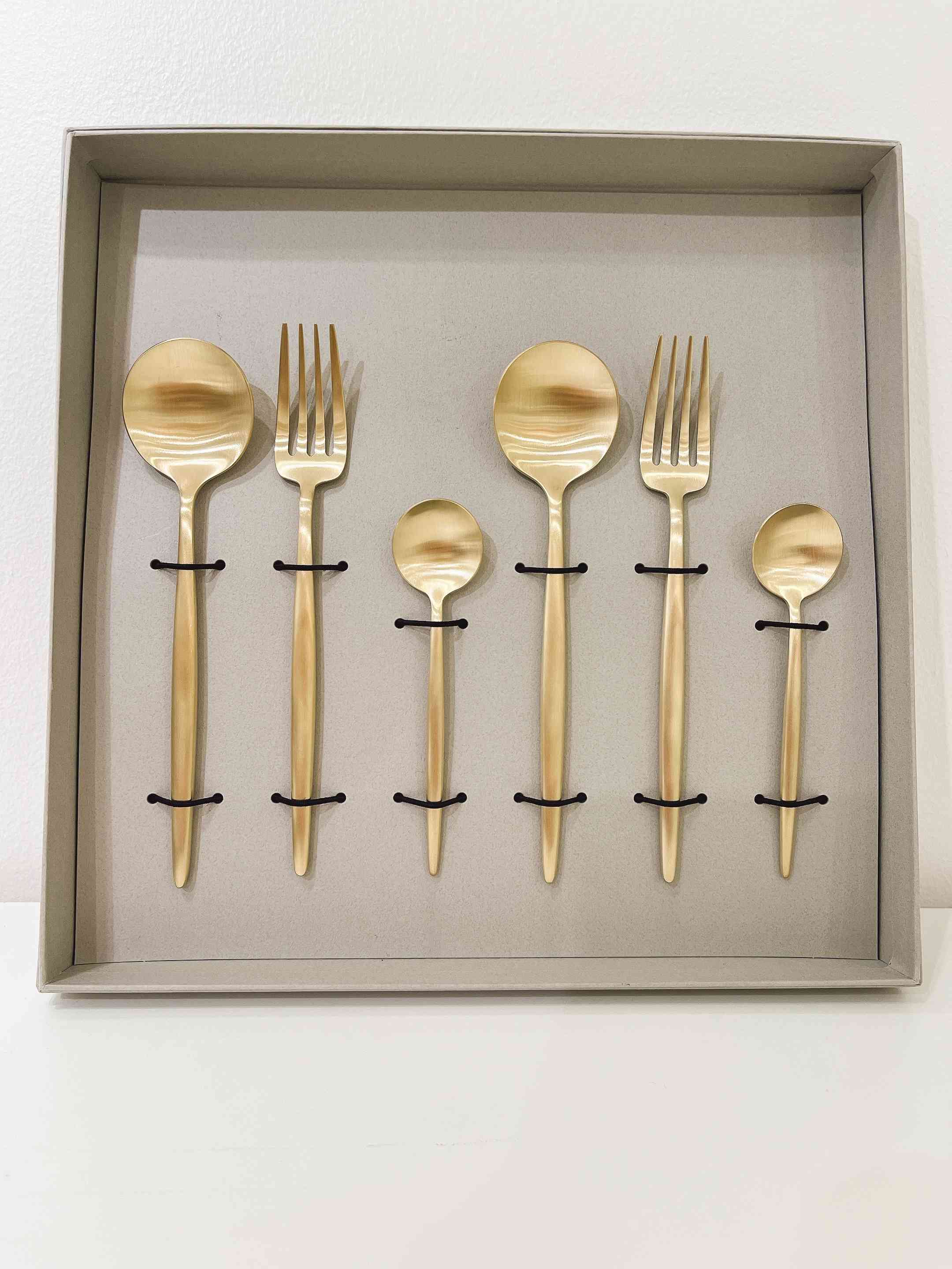 クチポール MOONサテン デザート6点セット ゴールド BOX(グレー)あり（Cutipol MOON satin）MS-3g ゴールド