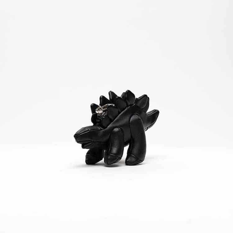 Maison MIHARA YASUHIRO(ミハラヤスヒロ)/"DOLLS" Stegosaurus Mini Bag/BLACK BLACK FREE