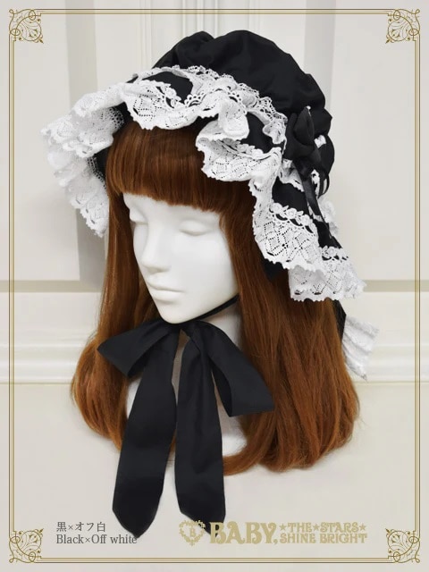 草原のお花摘みの少女マザーボンネット クロ×オフシロ