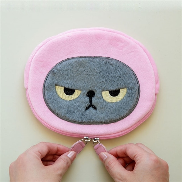 ポーチ アングリーマチコ