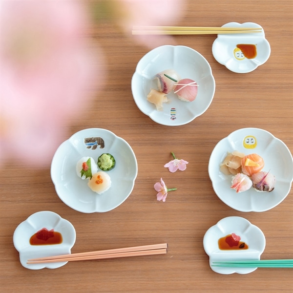 中皿 ニッポン絵皿(しゃけ熊)｜ 晴MUSUBI｜福岡PARCO | ONLINE PARCO