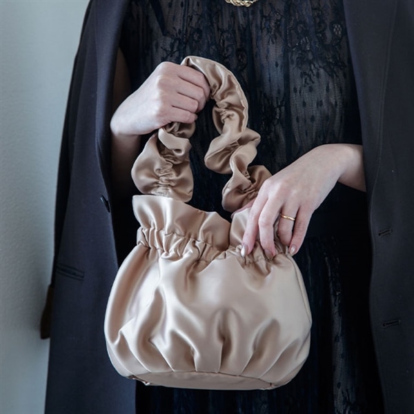 ギャザーラウンドバッグ 恒晴 ツネハル