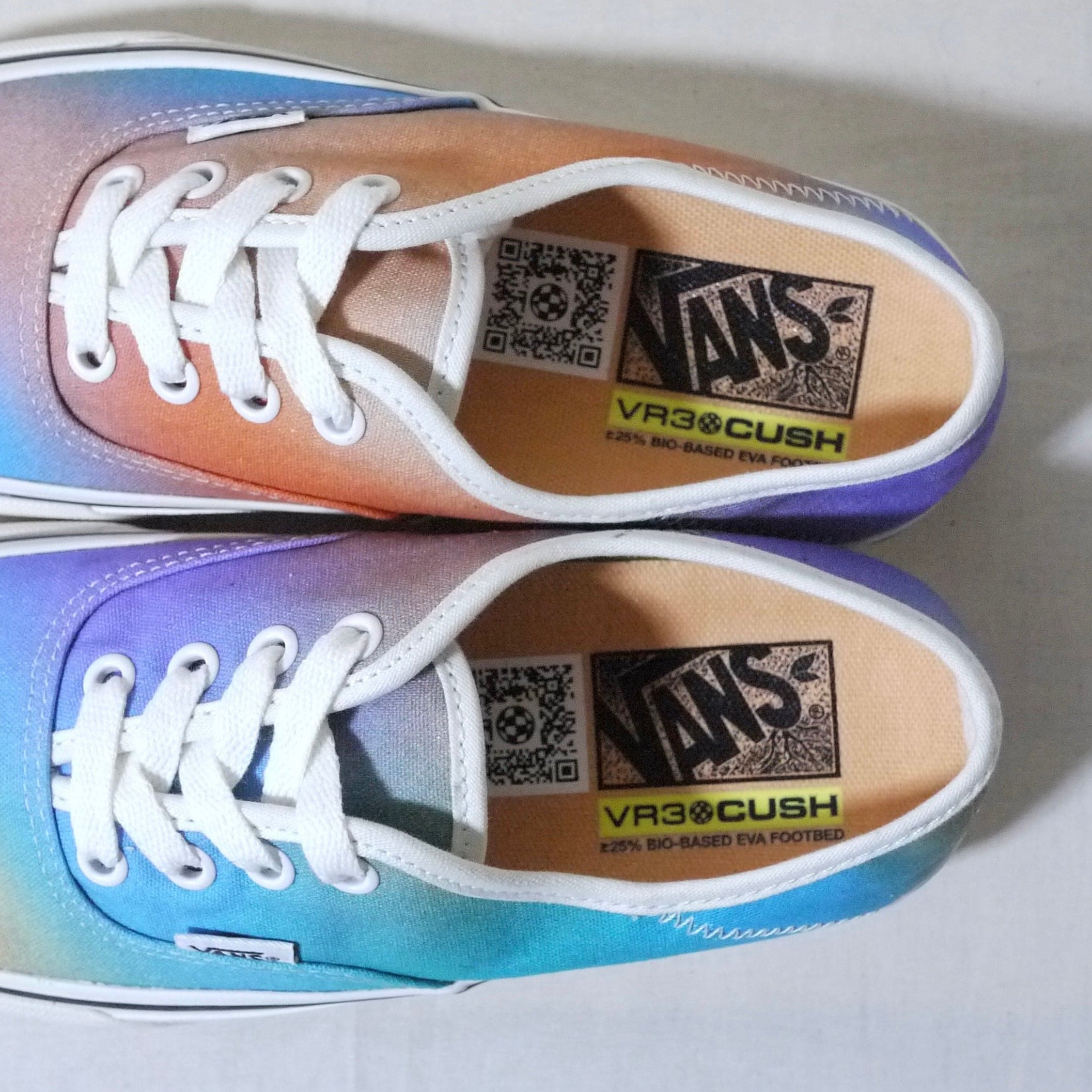 VANS Authentic VR3 SF Size7 