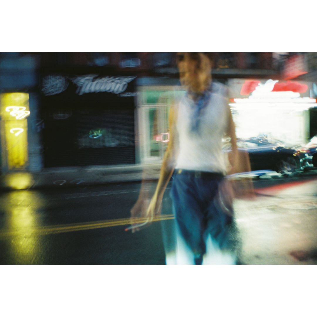 【10月下旬発送】kemio photo exhibition「裏アカ」｜写真集『kemio by kenta』