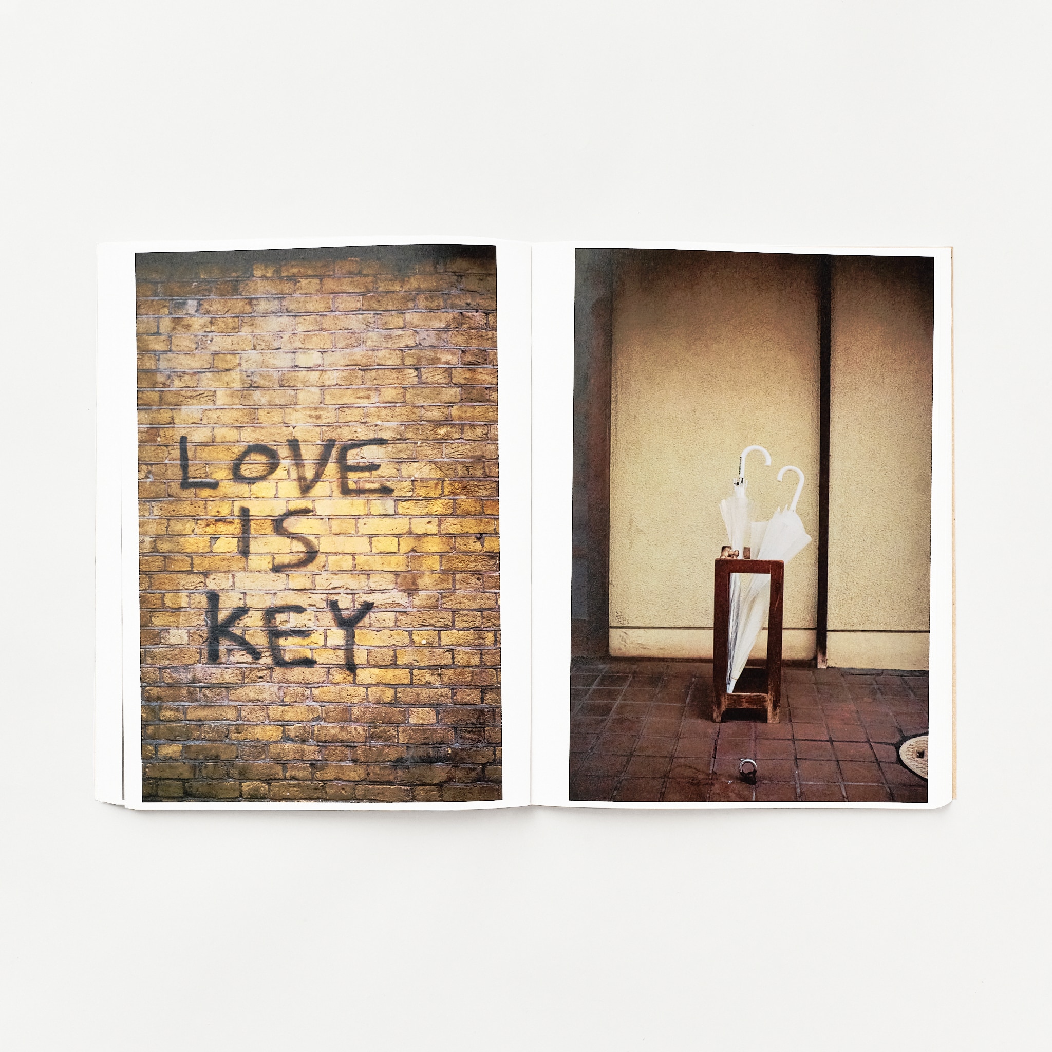 嶌村吉祥丸『what is good?』 A4判 変型