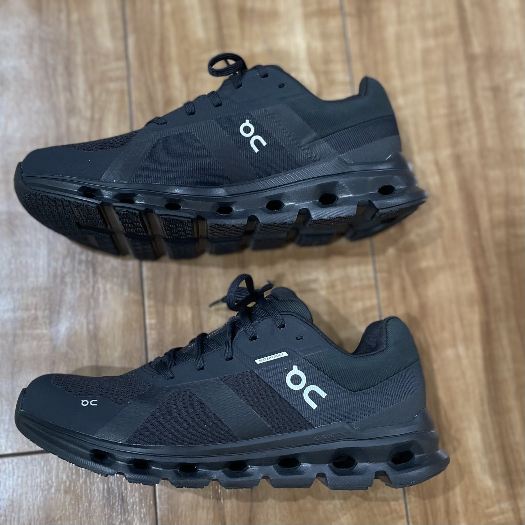 On/Cloudrunner Waterproof(26cm BLACK)｜ ビーバー｜池袋PARCO